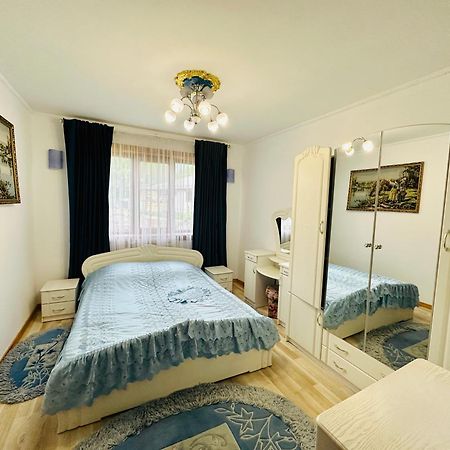 Rodynnyi Zatyshok Hostal Verkhovyna Exterior foto