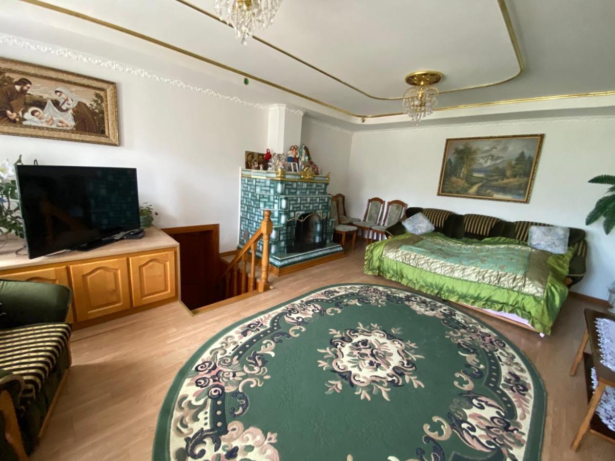 Rodynnyi Zatyshok Hostal Verkhovyna Exterior foto